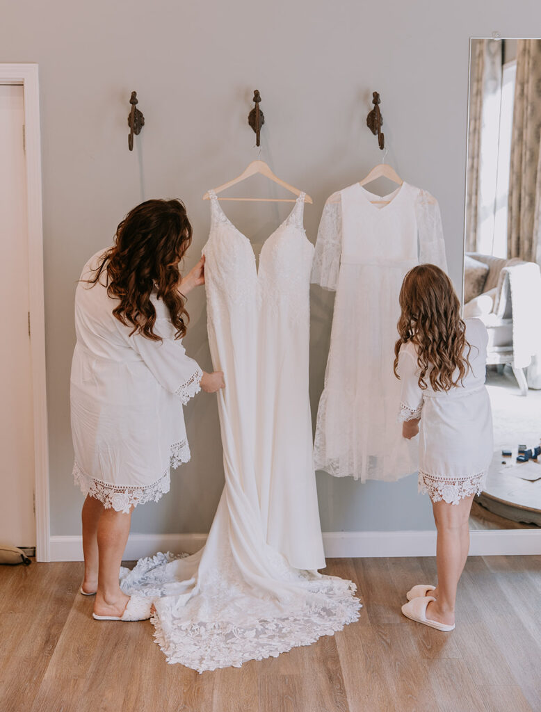 10 Bridal Suite Must-Haves for Every Bride