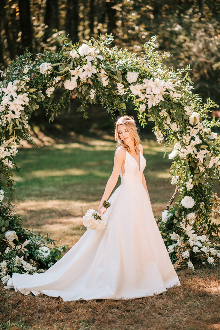 5 Autumn Wedding Dresses You’ll ~Fall~ In Love With