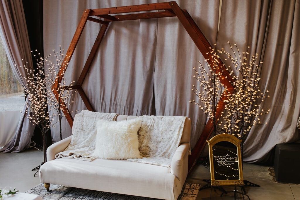 Creating a Magical Atmosphere at Your Fall or Winter Wedding