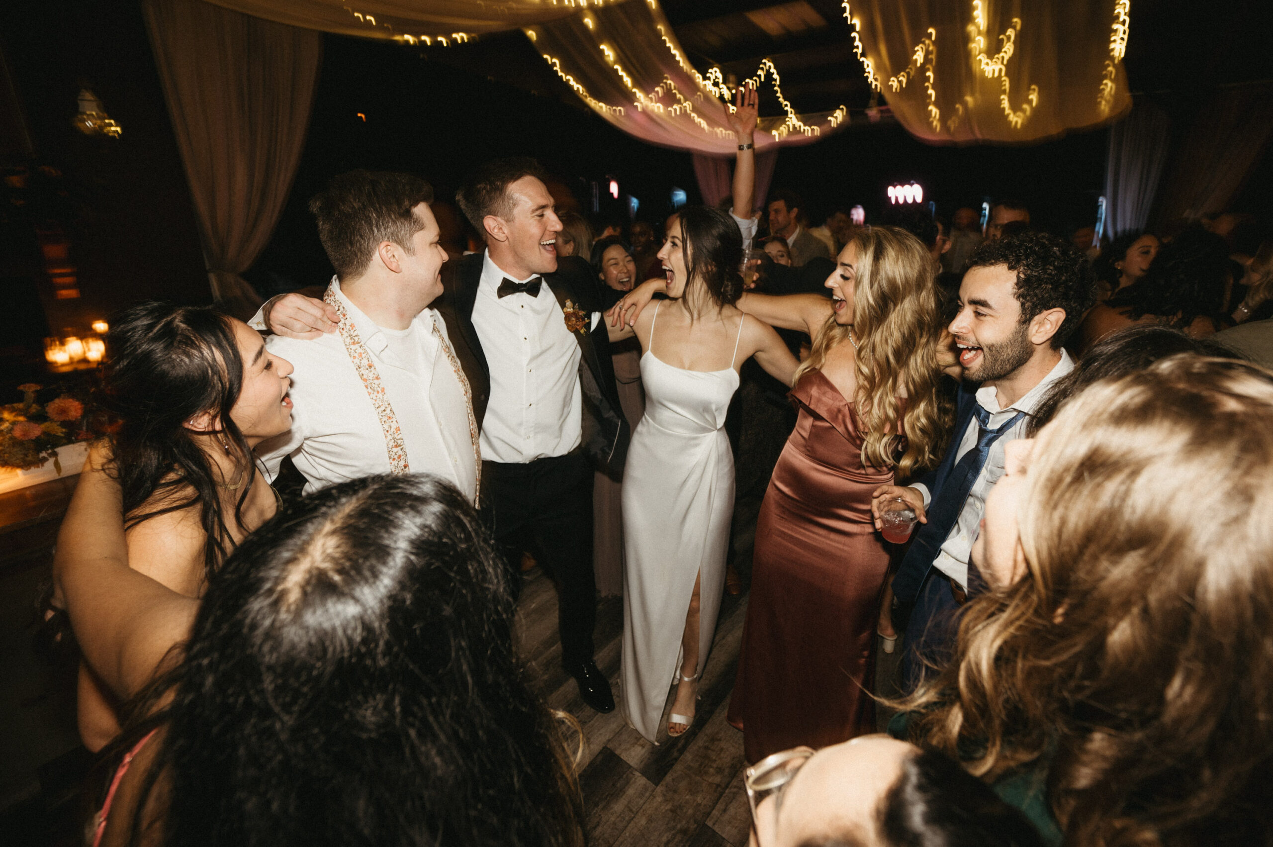 Tips for Creating the Perfect Wedding Day Playlist