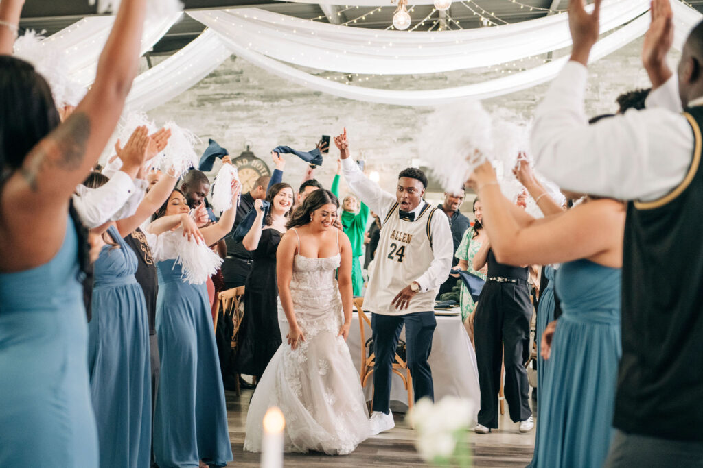 Tips for Creating the Perfect Wedding Day Playlist